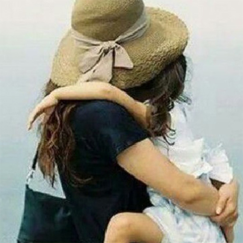 ''Aiutatemi! Ho paura di perdere mia figlia''